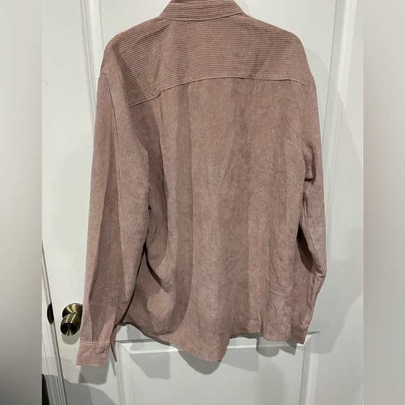Large/XL Men’s Light Tan Corduroy Button Down Shirt - Picture 3 of 4